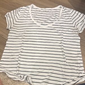 Abercrombie & Fitch Black and White Striped V-Neck Tee